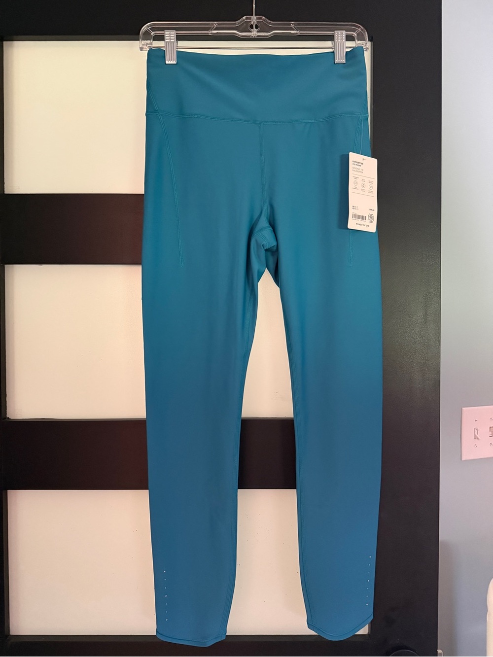 Athleta pace setter 7/8 (size Medium Tall) Teal High-Rise Performance Leggings